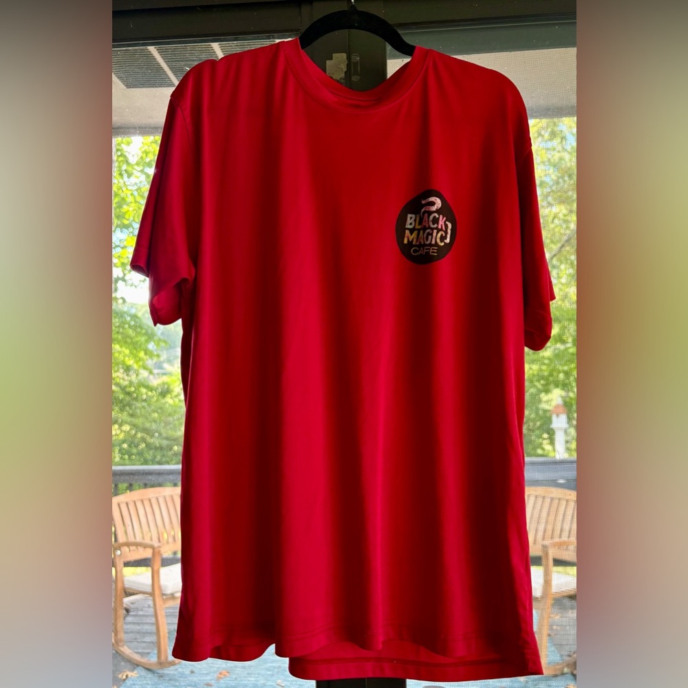 Black Magic Cafe Charleston Red Men's Shirt